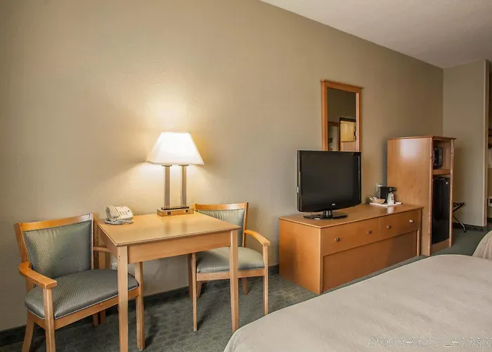 Quality Decatur Inn Forsyth